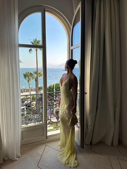 Soléa™ | Pastelgele jurk met zomerse flair